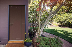 Входная дверь «Комфорт», 880x2050 с внутренней отделкой «Капучино мелинга», левая