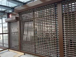 Решетчатые рольставни DoorHan для витрины